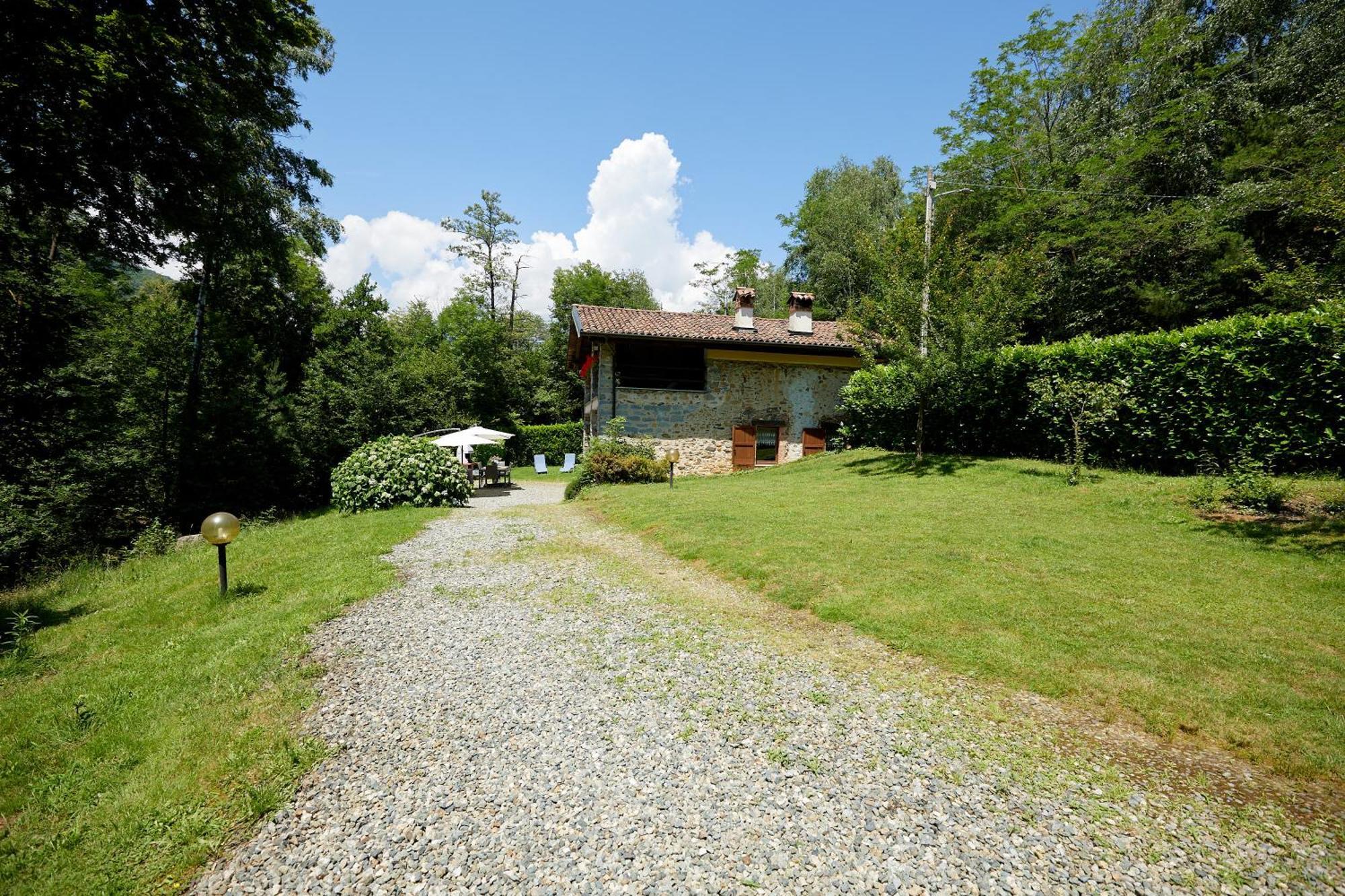 Villetta Con Giardino ⭑⭑⭑⭑⭑ - Wifi, Dogs Allowed Biella Extérieur photo