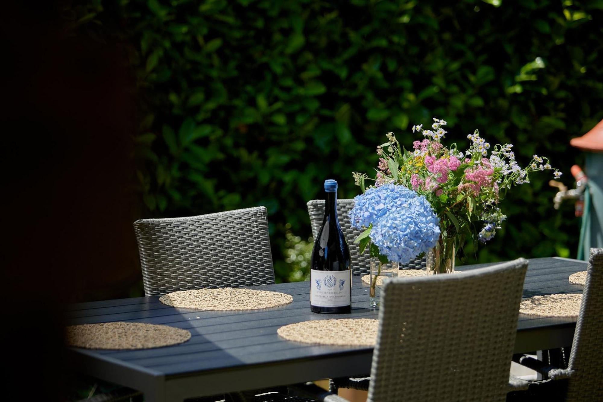 Villetta Con Giardino ⭑⭑⭑⭑⭑ - Wifi, Dogs Allowed Biella Extérieur photo